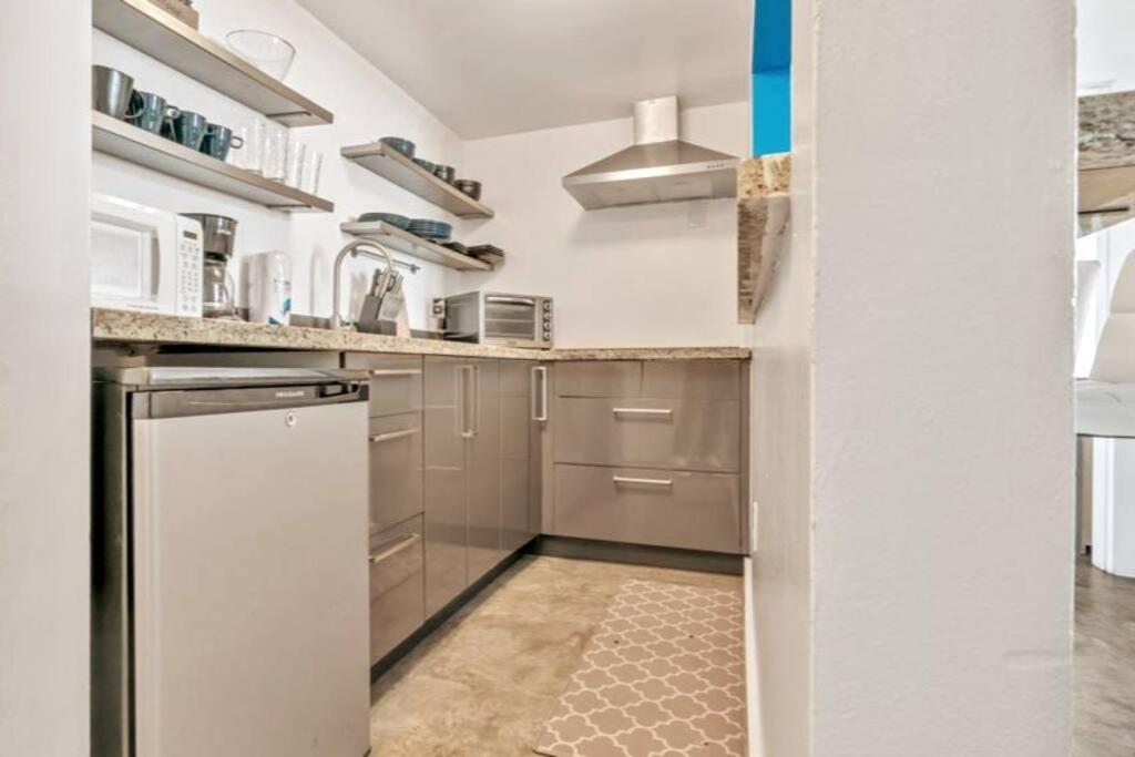 Amazing Apartment In South Beach, Ocean Drive マイアミビーチ エクステリア 写真